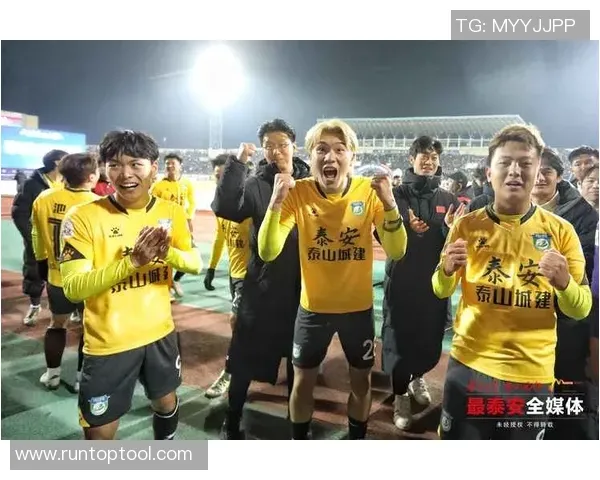 意甲-魔笛送助攻米兰2-0莱切获首胜