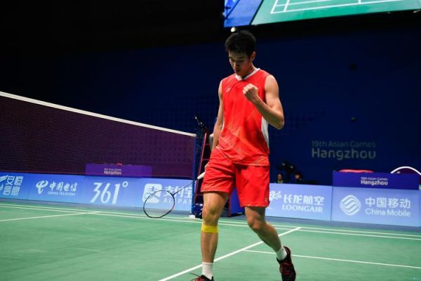 球迷们期待 球迷们期待