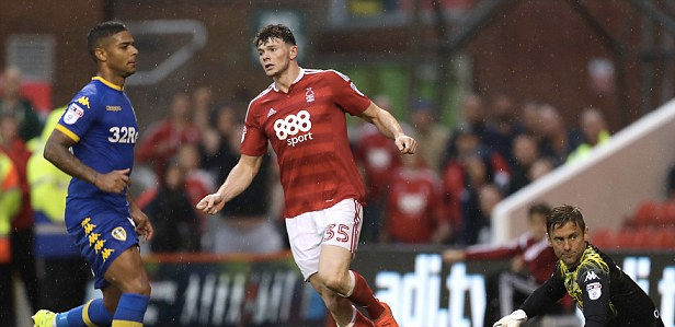 球队背后的 球队背后的