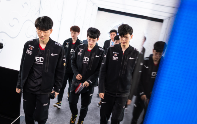 跑位制造空 跑位制造空